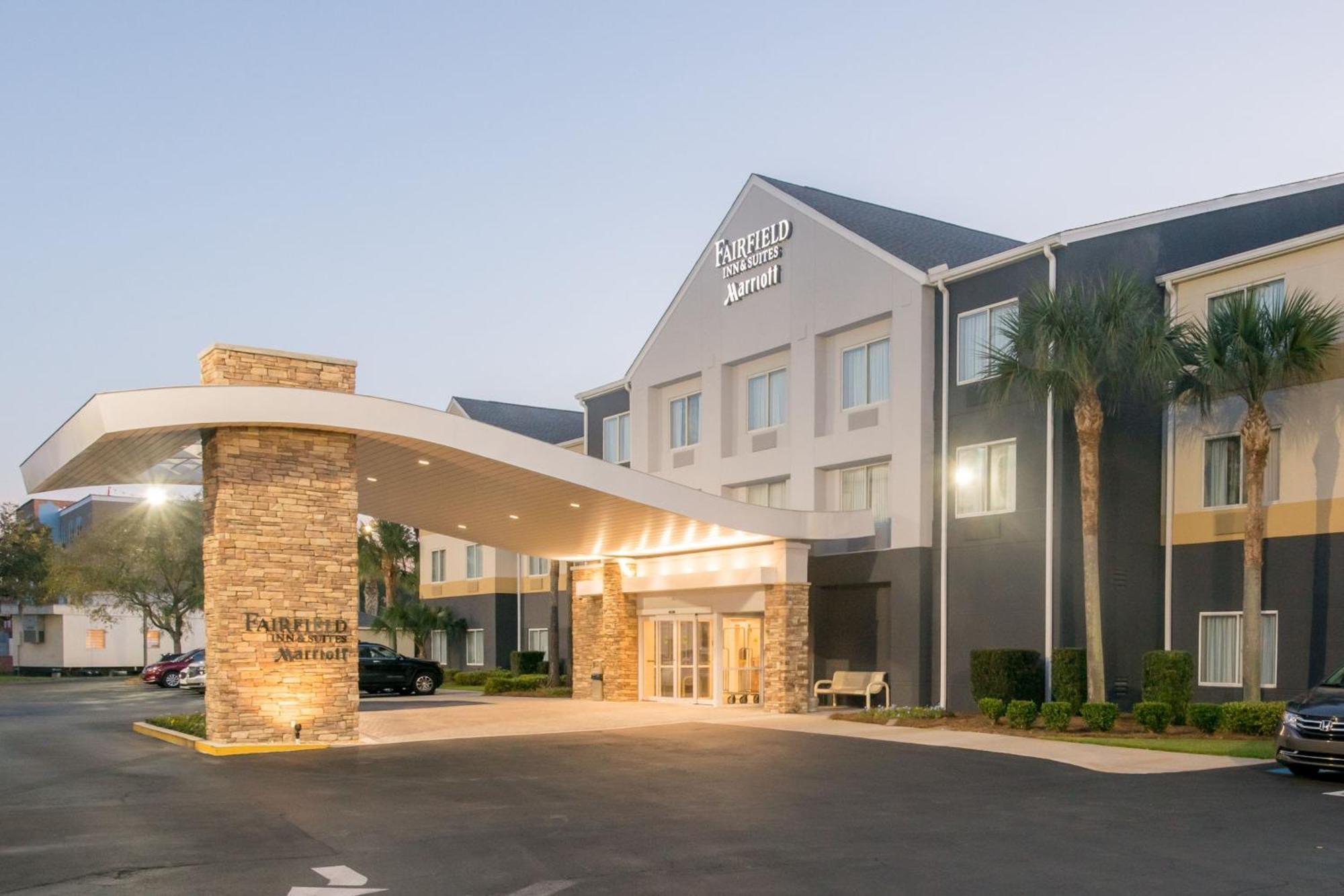 Fairfield Inn Suites Brunswick Exterior foto